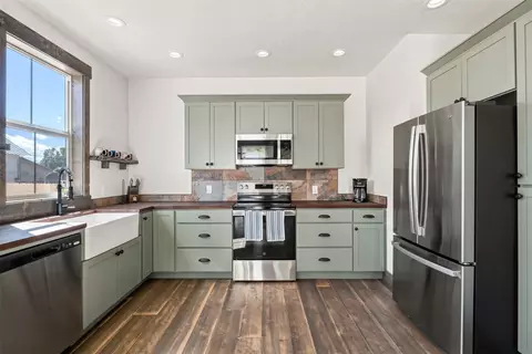 Kitchen - 114 E Broad St, Drummond, MT 59832 photo 2 of 3