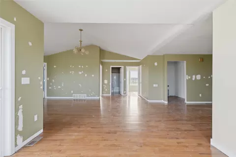 Living - 59 Starview Dr, Three Forks, MT 59752 photo 3 of 6