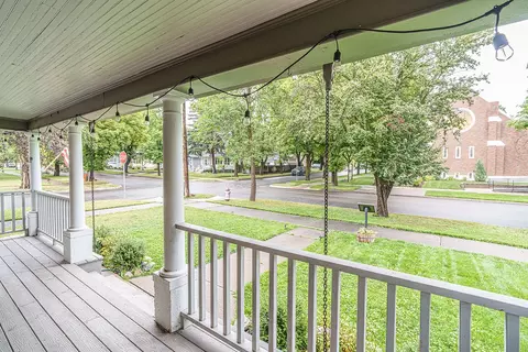 Exterior - 604 3rd Ave E, Kalispell, MT 59901 photo 7 of 17