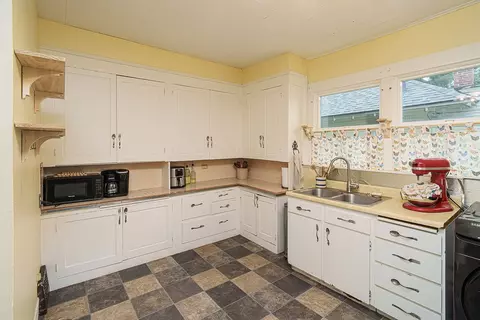 Kitchen - 604 3rd Ave E, Kalispell, MT 59901 photo 3 of 3