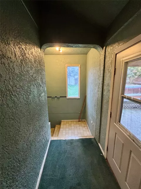 Entry Way - 320 5th Ave E, Kalispell, MT 59901 photo 5 of 5