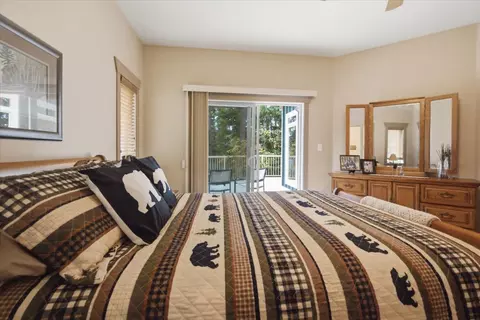 Bedroom - 199 Glen View Dr, Eureka, MT 59917 photo 2 of 8