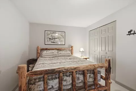 Bedroom - 199 Glen View Dr, Eureka, MT 59917 photo 5 of 8