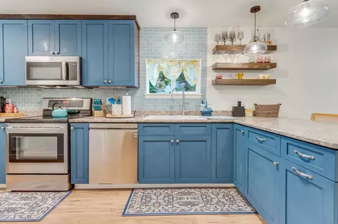 Kitchen - 1209 8th St E, Polson, MT 59860 photo 2 of 5