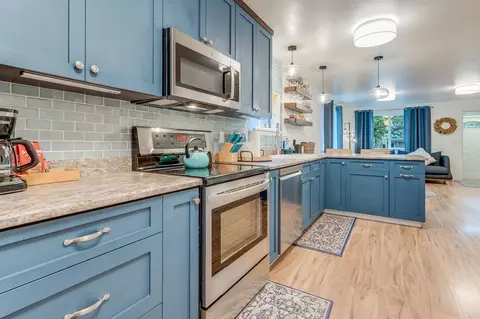 Kitchen - 1209 8th St E, Polson, MT 59860 photo 4 of 5