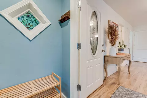 Entry Way - 1209 8th St E, Polson, MT 59860 photo 3 of 6
