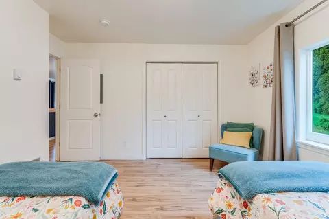 Bedroom - 1209 8th St E, Polson, MT 59860 photo 6 of 14
