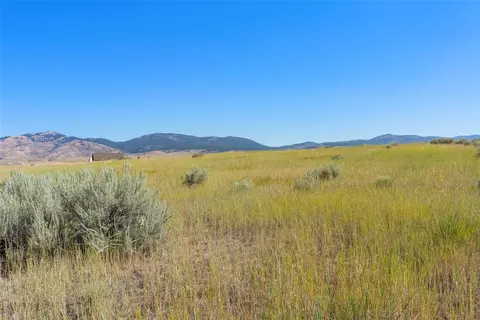 Exterior - 842 Sandhill Loop, Florence, MT 59833 photo 2 of 5