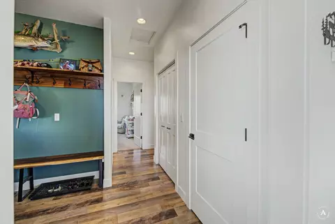 Entry Way - 8 Wall St, Townsend, MT 59644 photo 3 of 5