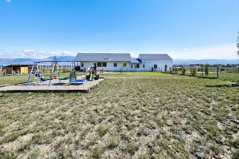 Exterior - 8 Wall St, Townsend, MT 59644 photo 14 of 19