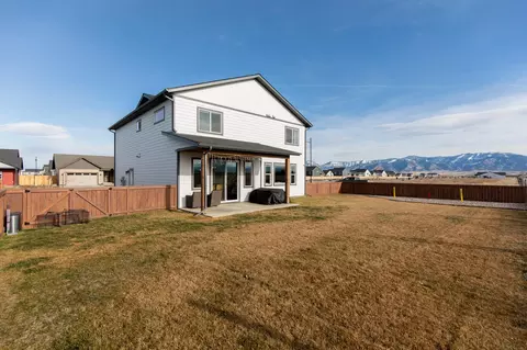 Exterior - 610 Spaniel Ln, Belgrade, MT 59714 photo 9 of 13