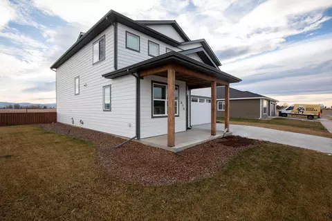 Exterior - 610 Spaniel Ln, Belgrade, MT 59714 photo 8 of 13