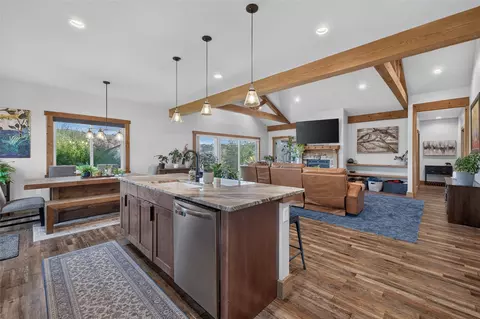 Kitchen - 5487 Thimbleberry Loop, Helena, MT 59602 photo 5 of 7