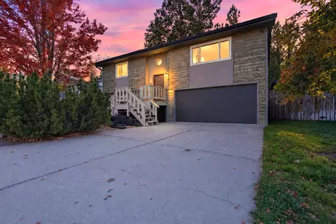 906 Hideout St, Helena, MT 59601