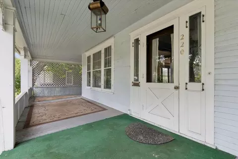 Exterior - 220 4th Ave E, Kalispell, MT 59901 photo 2 of 7
