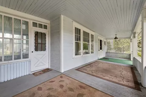 Exterior - 220 4th Ave E, Kalispell, MT 59901 photo 3 of 7