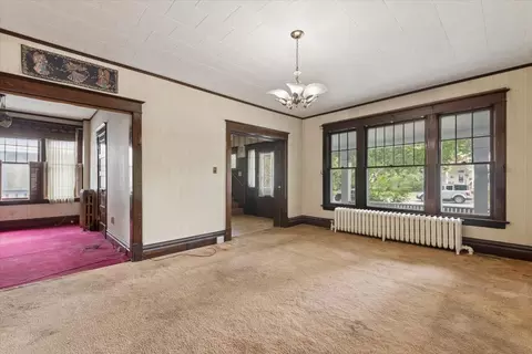 Living - 220 4th Ave E, Kalispell, MT 59901 photo 1 of 5