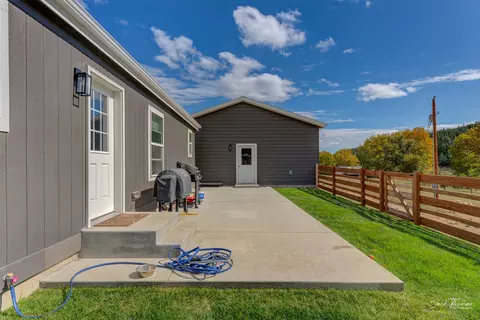 Exterior - 419 Lump Gulch Rd, Clancy, MT 59634 photo 3 of 10