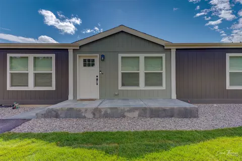 Exterior - 419 Lump Gulch Rd, Clancy, MT 59634 photo 2 of 10