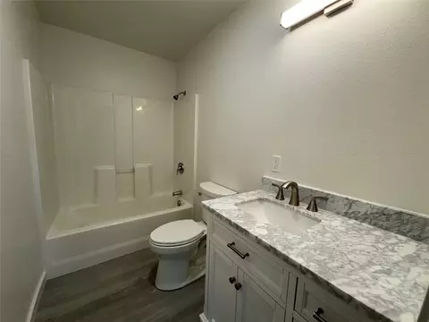 Bath - 77 Horizon Dr, Libby, MT 59923 photo 3 of 4