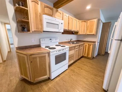 Kitchen - 77 Horizon Dr, Libby, MT 59923 photo 2 of 2