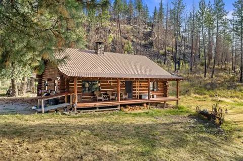 70 Mclaughlin Creek Rd, Paradise, MT 59856