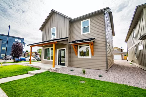 5267 Remington Dr, Missoula, MT 59808