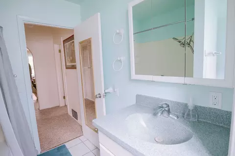 Bath - 12 1st Ave S, Cascade, MT 59421 photo 2 of 4