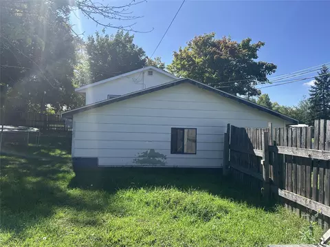 Exterior - 701 13th Ave E, Polson, MT 59860 photo 6 of 7