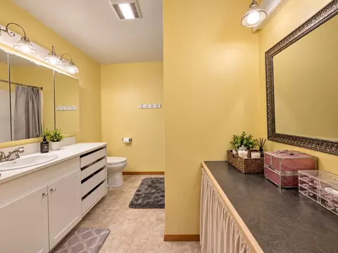 Bath - 110 4th St N, Cascade, MT 59421 photo 1 of 3