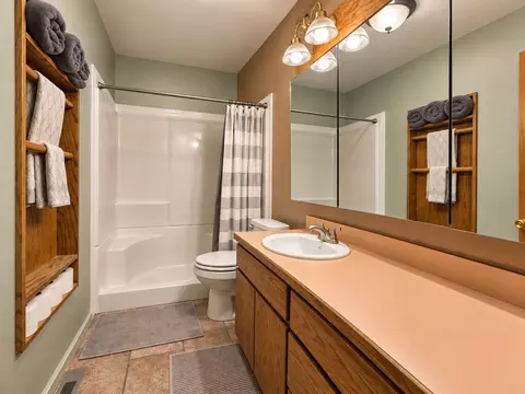 Bath - 110 4th St N, Cascade, MT 59421 photo 3 of 3