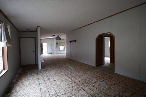 Living - 29 River Dr, Cascade, MT 59421 photo 5 of 6