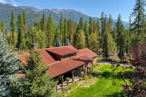 622 Wild Swan Trl, Bigfork, MT 59911