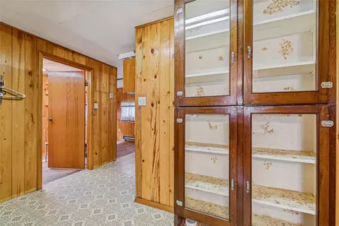 Entry Way - 106 W Avenue Ave S, Eureka, MT 59917 photo 1 of 1