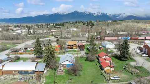 View/Area - 106 W Avenue Ave S, Eureka, MT 59917 photo 5 of 10
