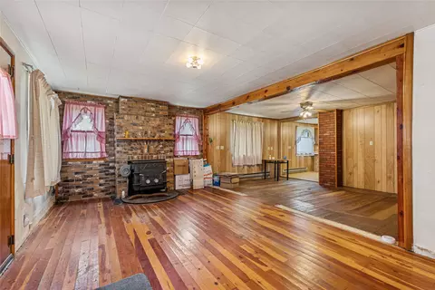 Living - 106 W Avenue Ave S, Eureka, MT 59917 photo 2 of 6