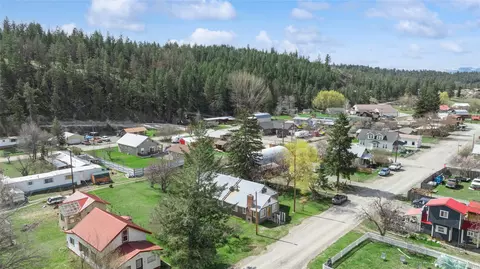 View/Area - 106 W Avenue Ave S, Eureka, MT 59917 photo 1 of 10