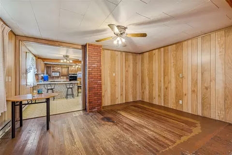 Living - 106 W Avenue Ave S, Eureka, MT 59917 photo 5 of 6