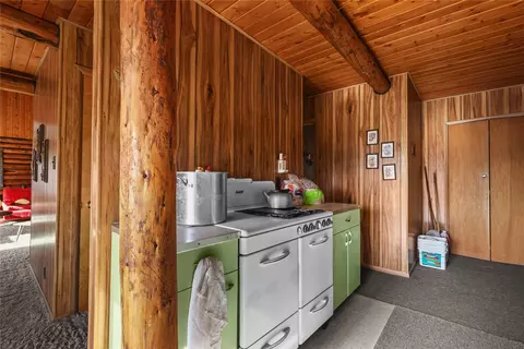 Kitchen - 35 Deer Ridge Ln, Cascade, MT 59421 photo 4 of 4