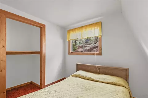 Bedroom - 35 Deer Ridge Ln, Cascade, MT 59421 photo 3 of 7