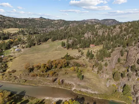View/Area - 35 Deer Ridge Ln, Cascade, MT 59421 photo 5 of 9