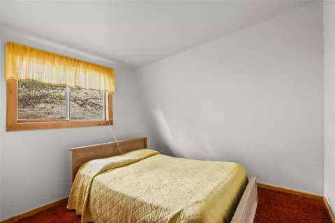 Bedroom - 35 Deer Ridge Ln, Cascade, MT 59421 photo 4 of 7