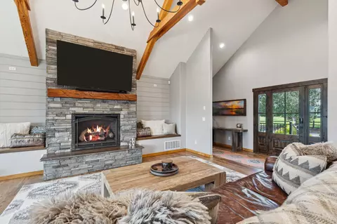 Living - 473 Misty Vale Loop, Corvallis, MT 59828 photo 5 of 7