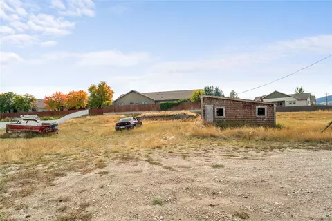 Exterior - 3653 Mchugh Ln, Helena, MT 59602 photo 11 of 12