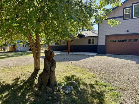 15650 Ruby Ray Ln, Huson, MT 59846