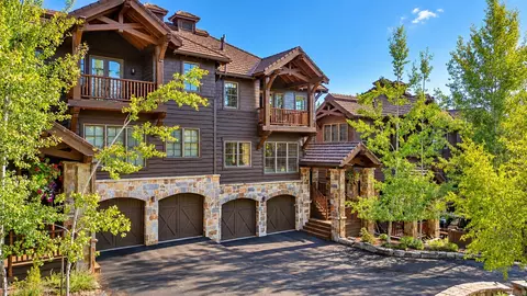 129 Slopeside Dr #10, Whitefish, MT 59937