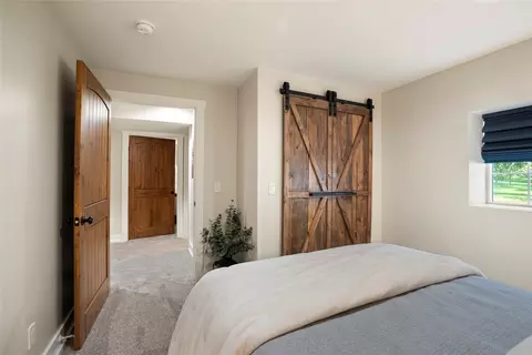Bedroom - 4926 Foothill Rd, Bigfork, MT 59911 photo 11 of 12
