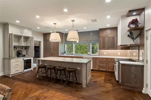 Kitchen - 4926 Foothill Rd, Bigfork, MT 59911 photo 1 of 6
