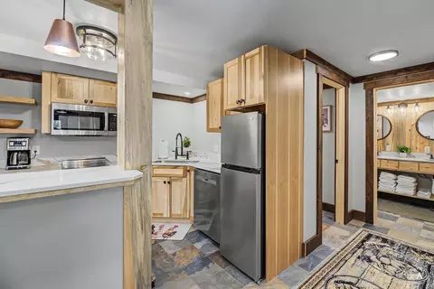 Kitchen - 7 Leprechaun Ln, Clancy, MT 59634 photo 2 of 5