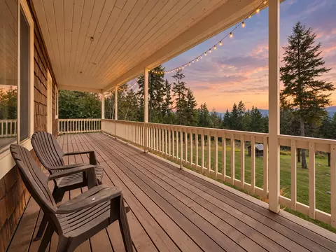 Exterior - 20689 Bower Ln, Proctor, MT 59929 photo 3 of 10